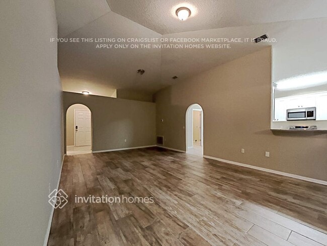 Photo - 4716 Four Lakes Dr