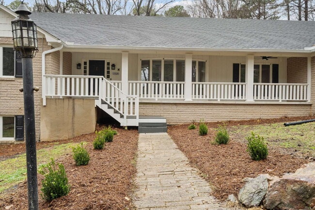 Photo - Spacious 3-Bedroom Ranch Gem on Homestead Road: 2,746 Sq. Ft. of Comfort and Style in Chapel Hill!