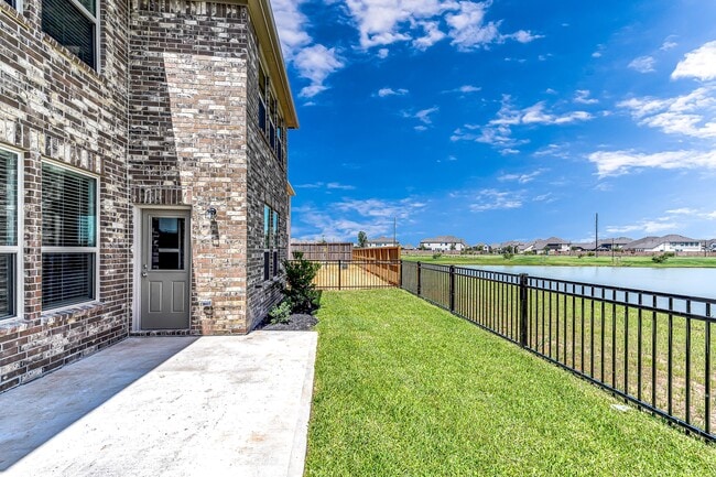 Building Photo - 1029 Laguna Cv Dr