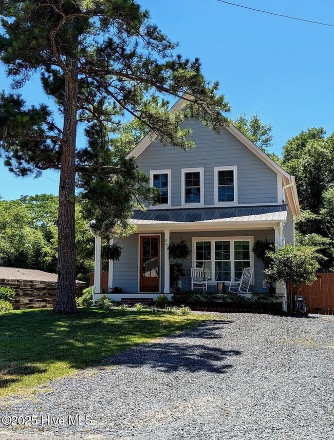 Photo - 360 W Maine Ave House
