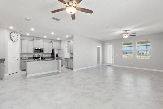 Photo - Home for rent in Cypress Mill WITH Loads o...