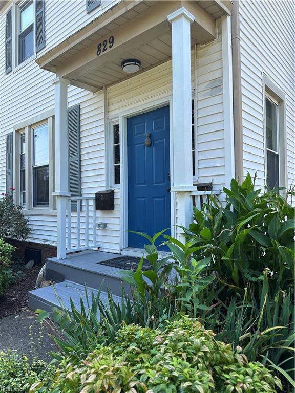 829 Spotswood Ave Townhome Townhome Rental in Norfolk VA