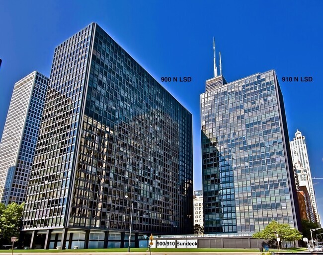 Building Photo - 900 N Lake Shore Dr Unit 2301 Rental