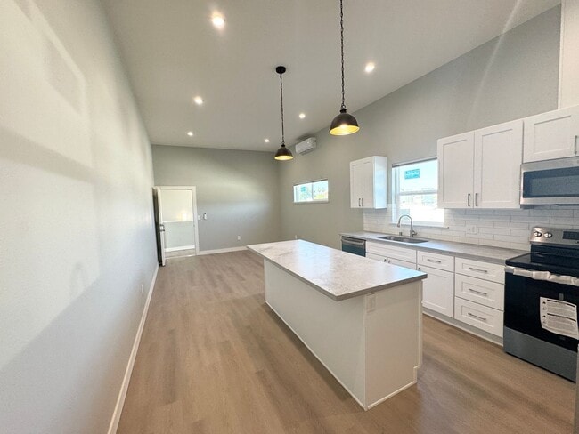 Photo - Executive Fully Upgraded Condo in Downtown Livermore