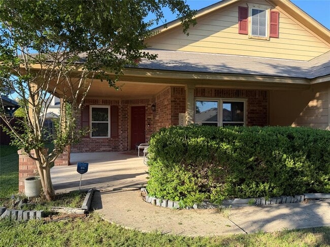 Photo - 125 Waterlily Way