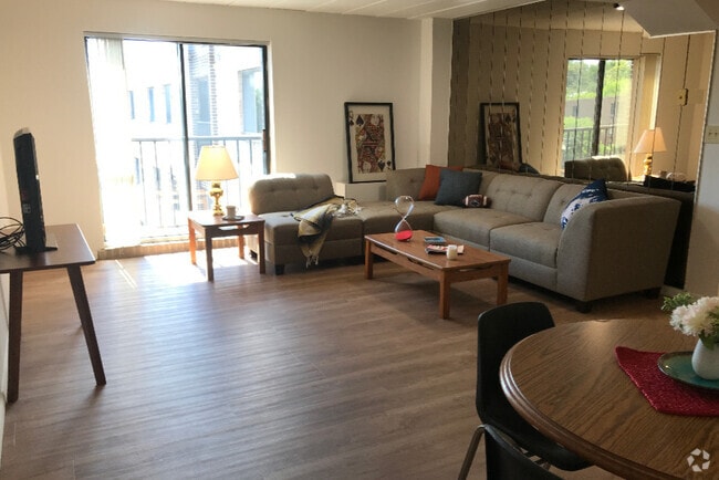 Building Photo - Park Place Apartments
