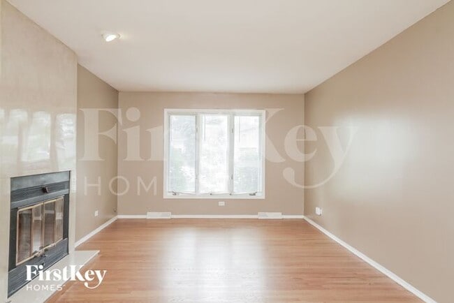 Photo - 456 E Lorraine Ave