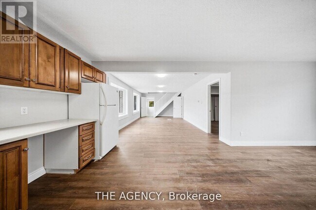 Photo - 75 Robinson Rd