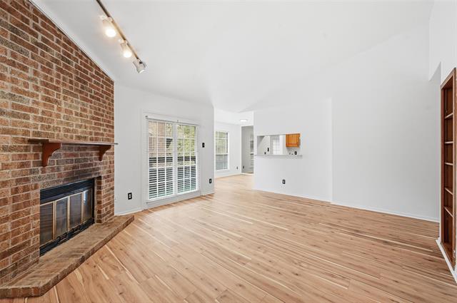 Building Photo - 1104 Riverchase Ln Unit 203