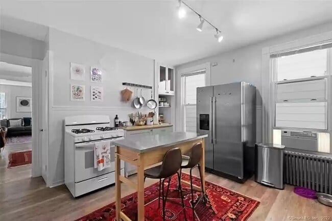 Kitchen - 46 Foster St Unit Apartment #1