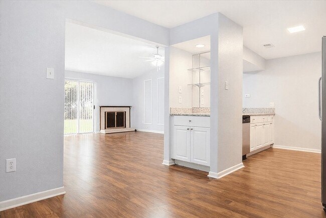 Photo - 8100 Cambridge St Unit 138