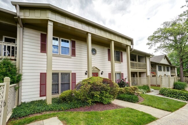 Beautiful 2-Bedroom 2-Bathroom Condo with ... - Beautiful 2-Bedroom 2-Bathroom Condo with ... Unit B