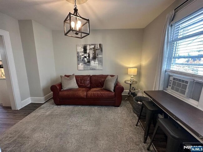 Photo - 52 Delafield Ave