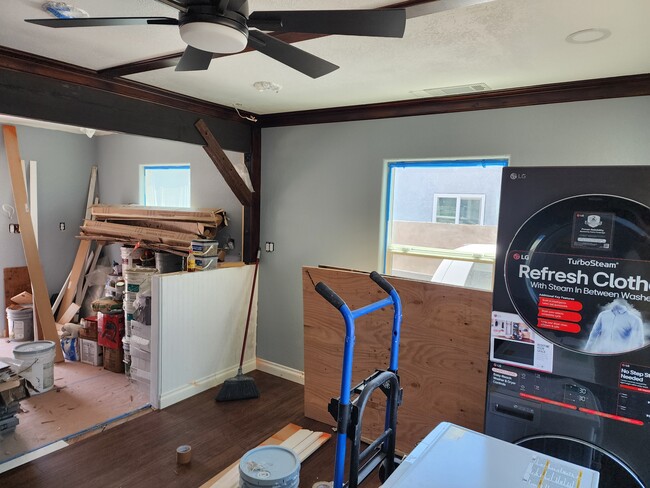 Building Photo - 703 42nd St Rental