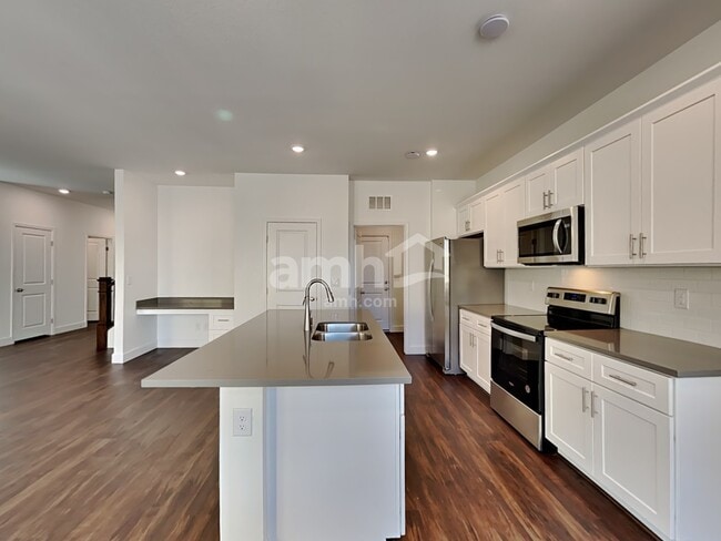 Photo - 4840 Blushing Star St