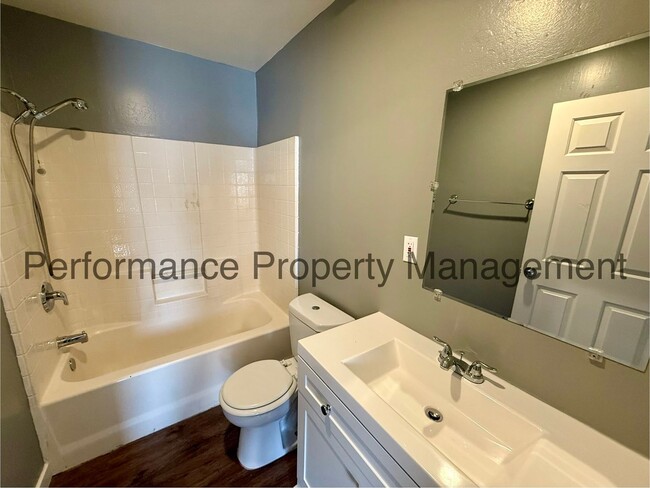 Photo - 326 Beardsley Ave Unit A
