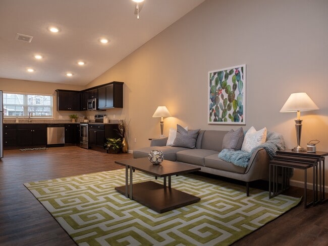 Hermosos Planos de planta abiertos con espacio para entretenimiento* - Redwood Hudson