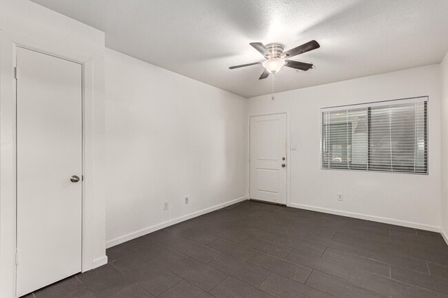 Photo - 3034 N 35th St Unit 3