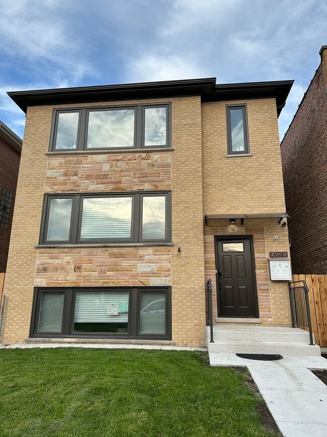 Building Photo - 2549 N 72nd Ct Rental