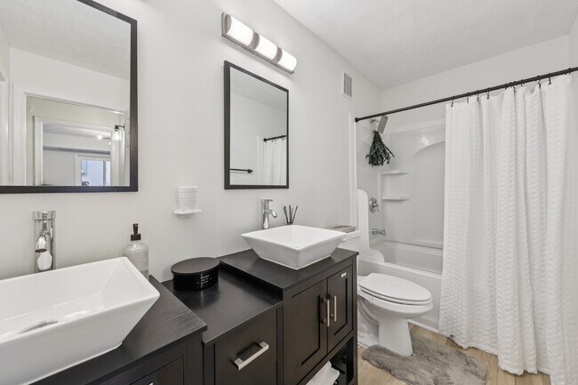 Photo - 2209 Hunters Run Dr Unidad 908