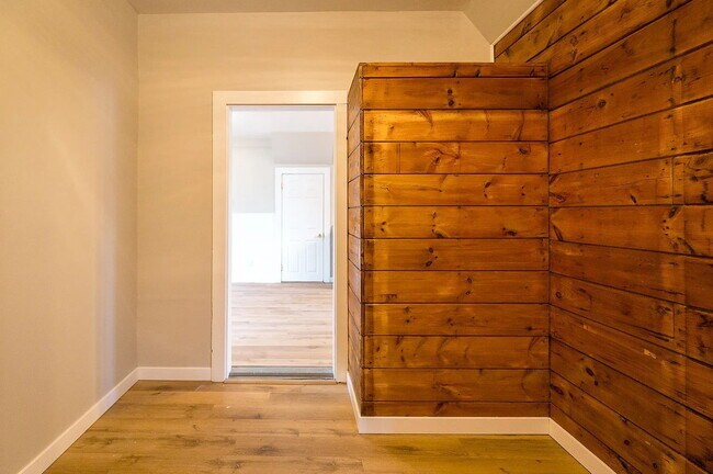 Photo - Beautiful 2-Bedroom Apartment – Quiet, Private Setting in Westbrook, Available September 1st Unit Apartment 1