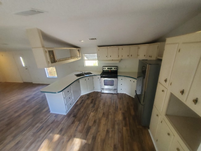 Photo - 3931 W Ridgewood Dr