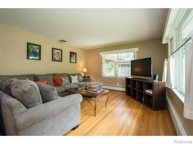 Photo - 1811 Alhambra Dr