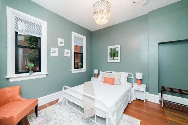 Photo - The Hamilton