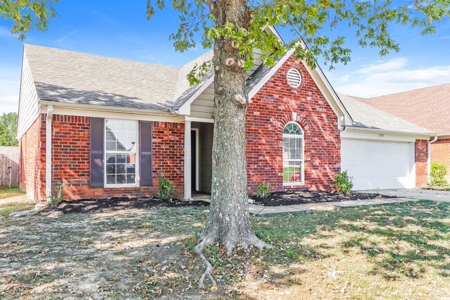 Photo - 1708 Cherry Creek Dr