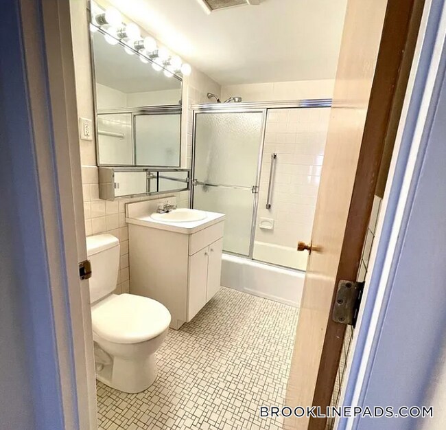 Photo - 35 Vernon St Unit 402