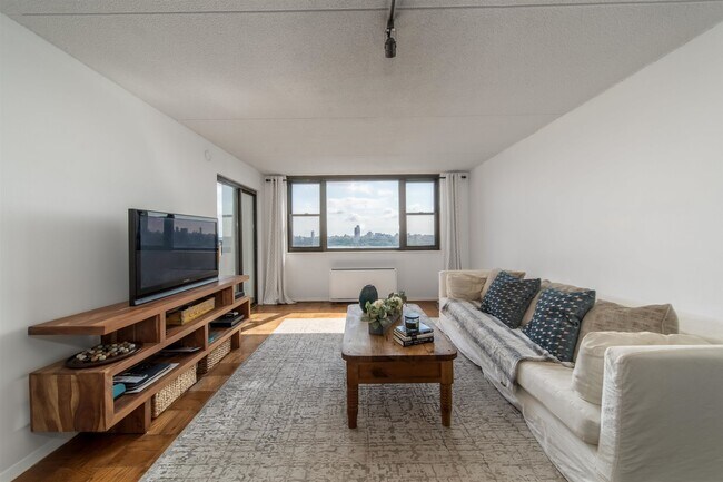 Photo - 250 GORGE Rd Unit 12K