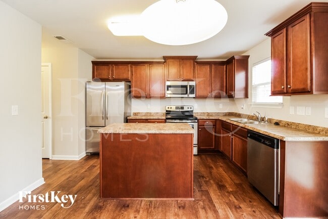 Photo - 1635 Haddington Point Dr