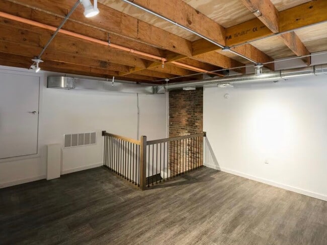 Photo - 207 E Baltimore Ave