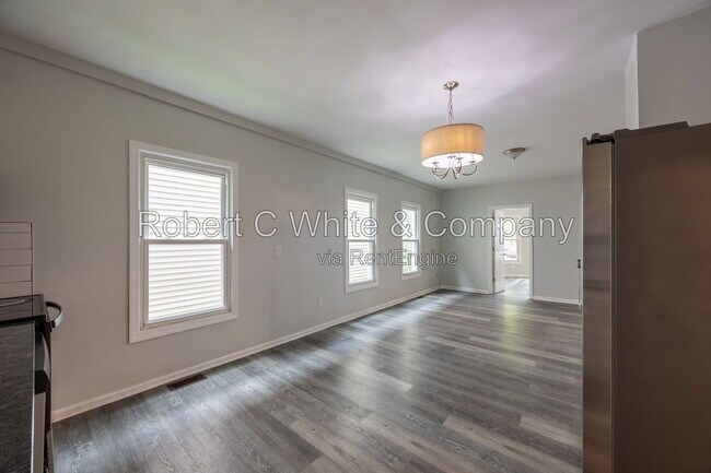 Photo - 687 Winchester Ave Unit Floor 1