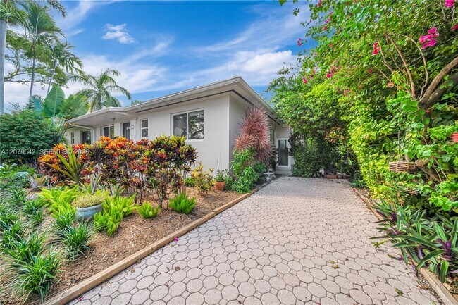 3145 Segovia St Unit 1