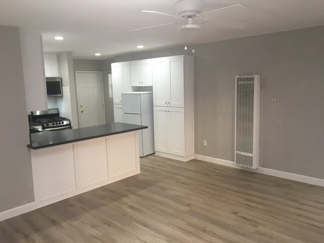 Photo - Amazing 1 bedroom unit in San Clemente! Unidad D