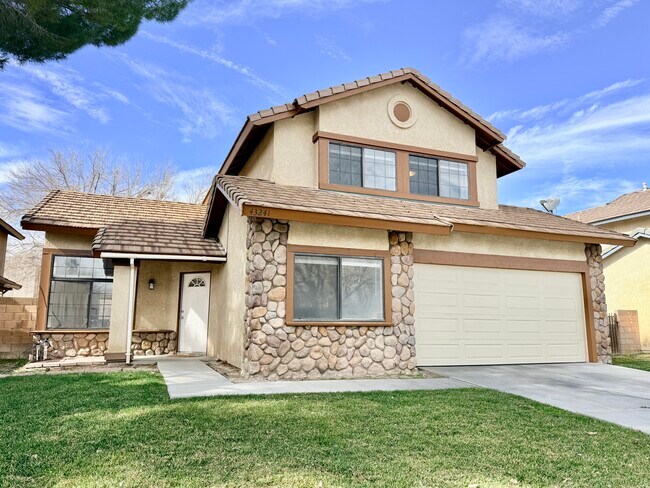 Photo - 43241 32nd St W