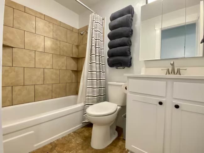 Photo - 642 Star Crest Dr W