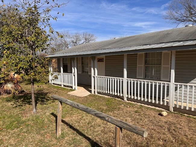 Outside - 343 Village Dr Unit 2