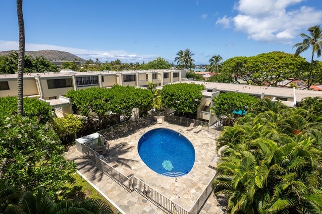 6770 Hawaii Kai Dr