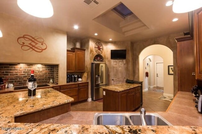 Photo - Gorgeous home in Sonoma Ranch / Pool