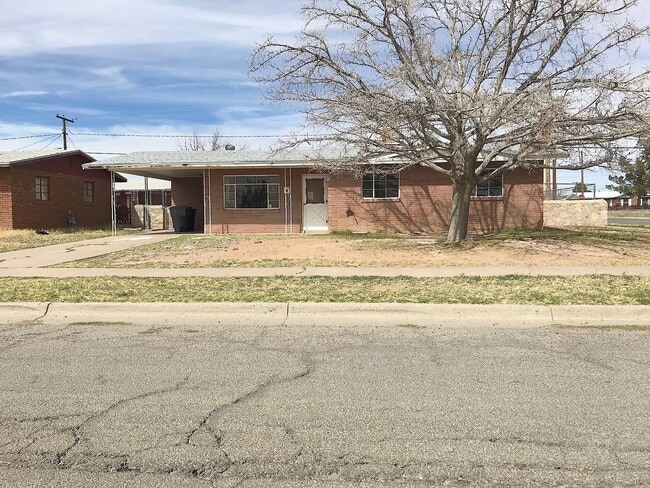Building Photo - Northeast El Paso 3 Bed Refrig A/C w/Mount... Rental