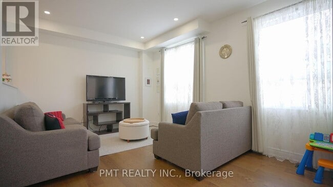 Photo - 7155 Magistrate Terrace