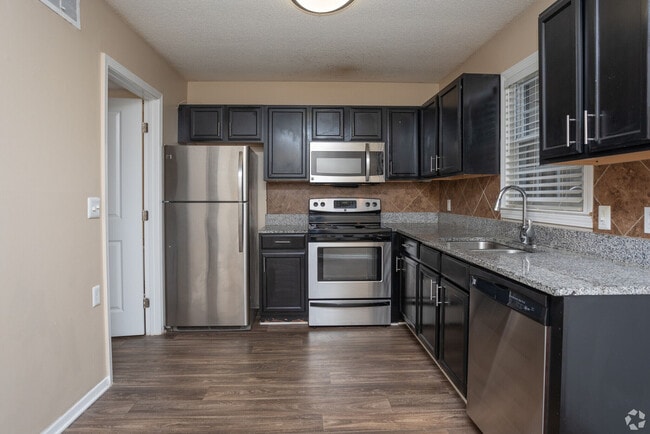 Toscana Apartment Homes