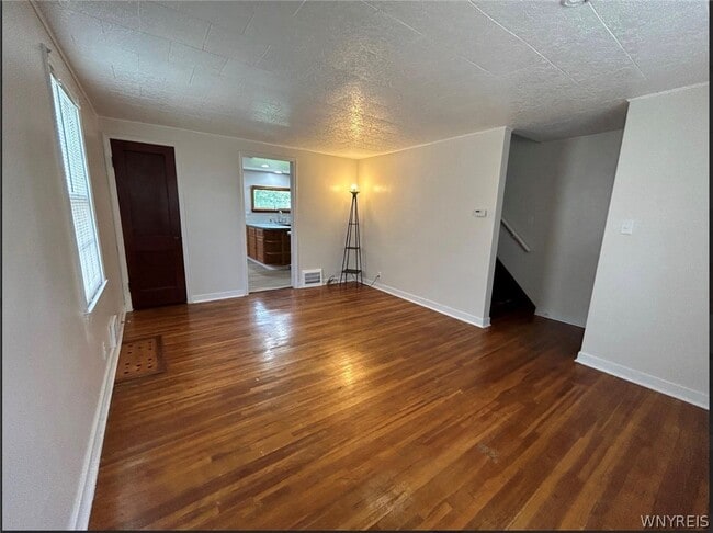 Photo - 304 Wabash Ave