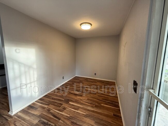 Building Photo - 3404 Bechelli Lane - C