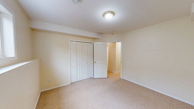 Photo - 9804-98099 99 St Unité C