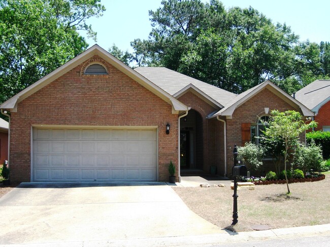 Photo - Convenient 3BR/2BA in Homewood