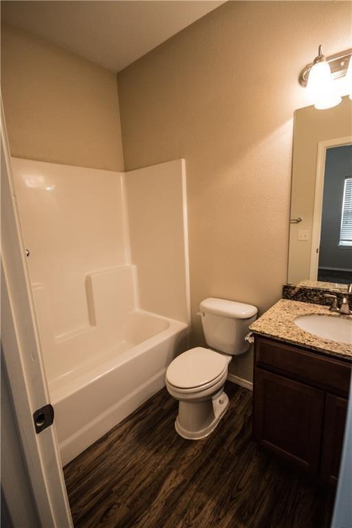 Photo - 1240 Marigold Rd