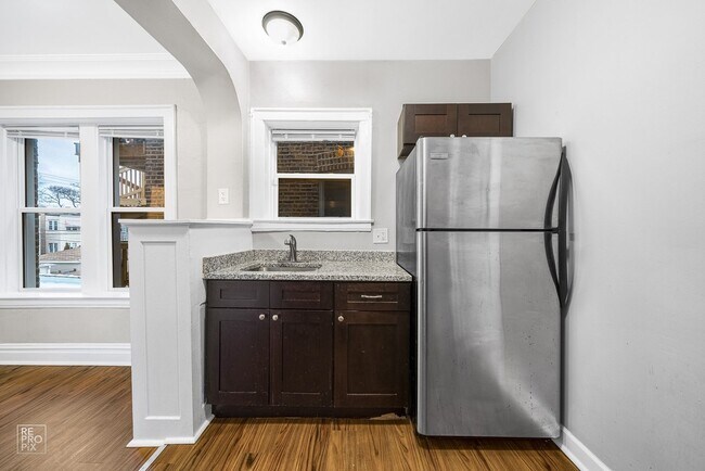 Photo - 1942 Lombard-4 Unit 4